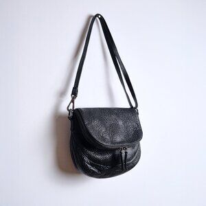 Sarah Pacini Leather Zip Crossbody - Black (NEW)